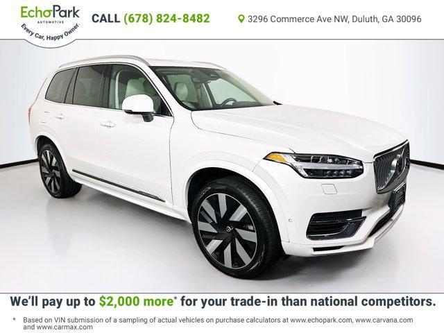 Photo of 2023 Crystal White Metallic Volvo XC90 Recharge Plug-In Hybrid