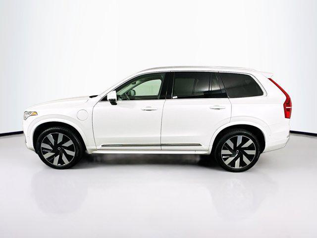 Photo of 2023 Crystal White Metallic Volvo XC90 Recharge Plug-In Hybrid
