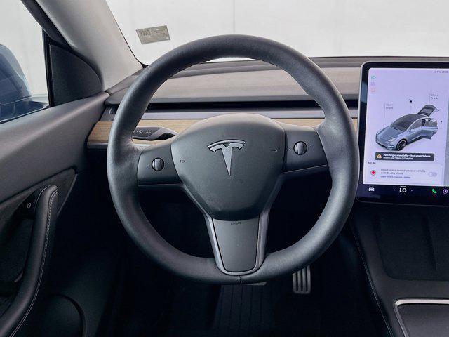 Photo of 2022 Deep Blue Metallic Tesla Model Y