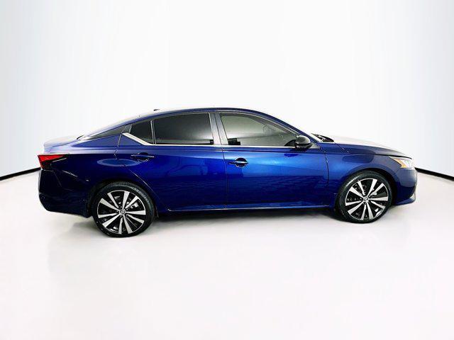 Photo of 2021 Deep Blue Pearl Nissan Altima