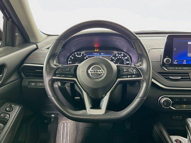 Photo of 2021 Deep Blue Pearl Nissan Altima