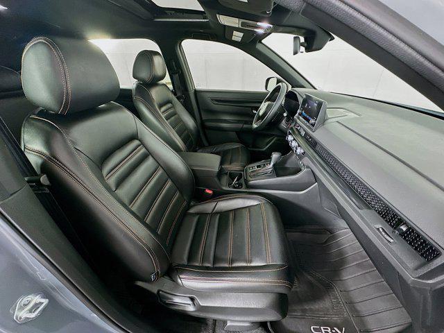 Photo of 2023 Urban Gray Pearl Honda CR-V Hybrid