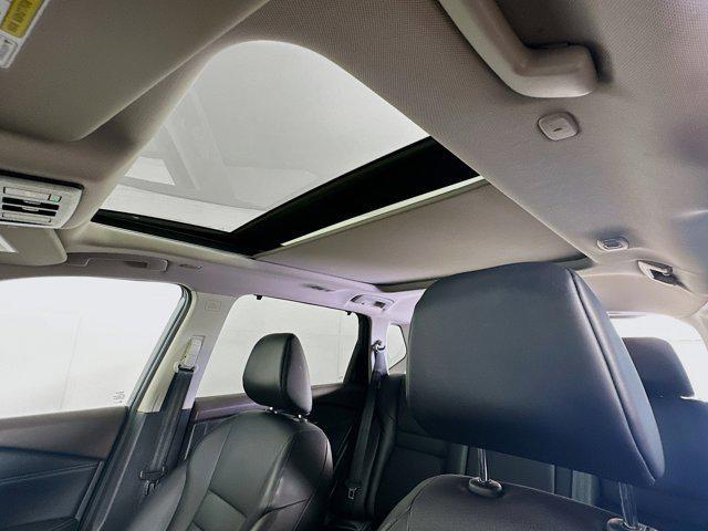 Photo of 2022 Gun Metallic Nissan Rogue