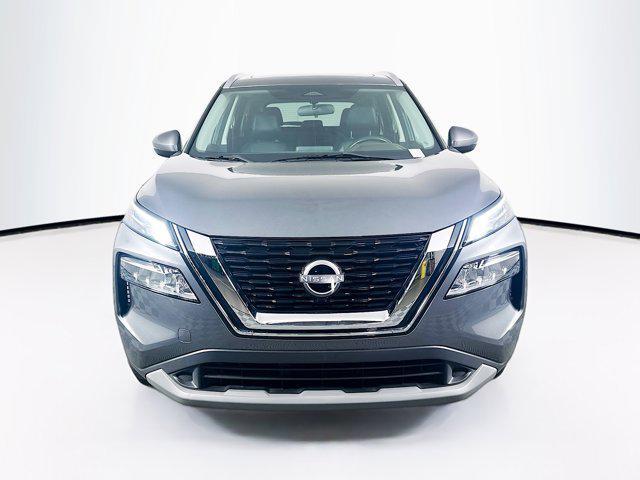 Photo of 2022 Gun Metallic Nissan Rogue