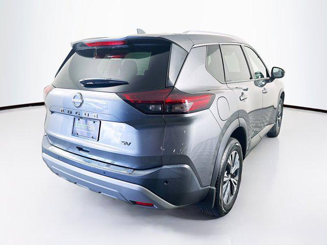 Photo of 2022 Gun Metallic Nissan Rogue