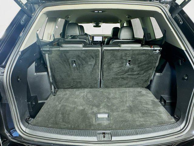 Photo of 2024 Aurora Red Metallic Volkswagen Atlas