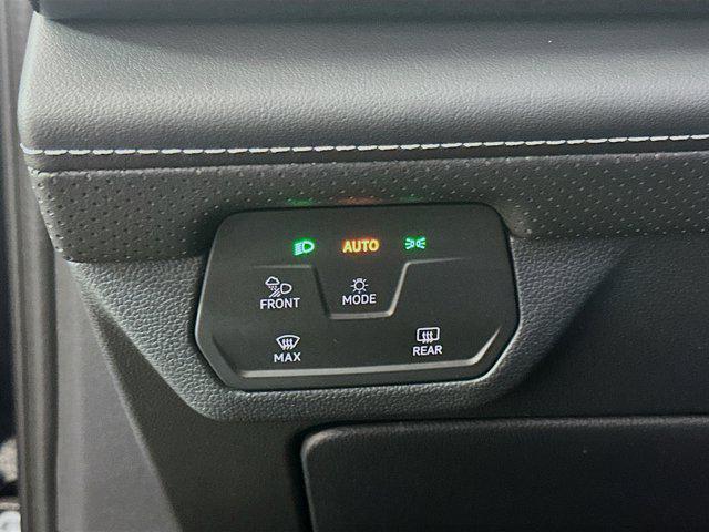 Photo of 2024 Aurora Red Metallic Volkswagen Atlas