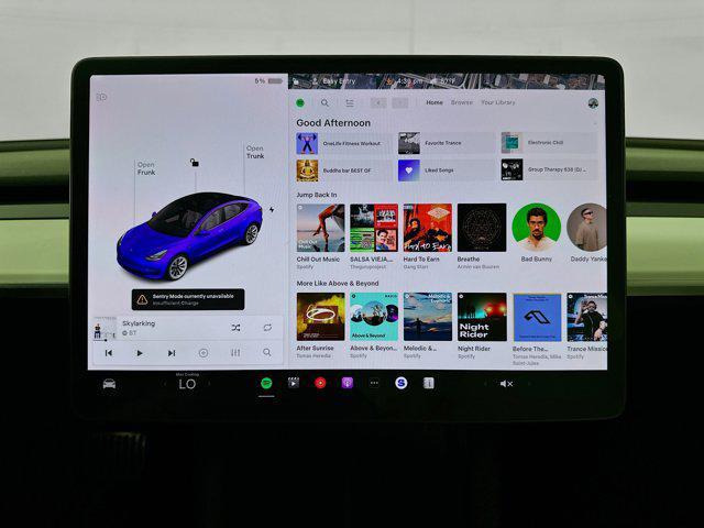Photo of 2021 Deep Blue Metallic Tesla Model 3