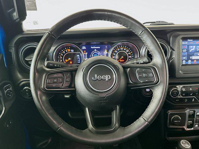 Photo of 2022 Hydro Blue Pearlcoat Jeep Gladiator