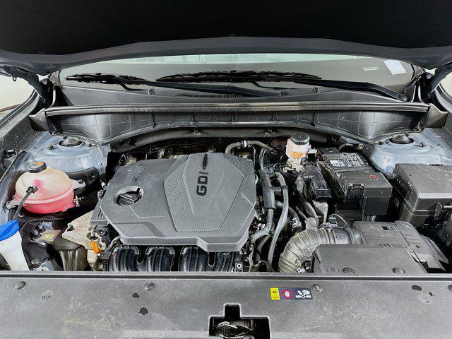 Photo of 2023 Everlasting Silver Kia Sorento