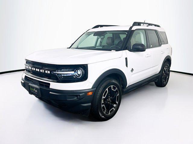 Photo of 2023 Oxford White Ford Bronco Sport