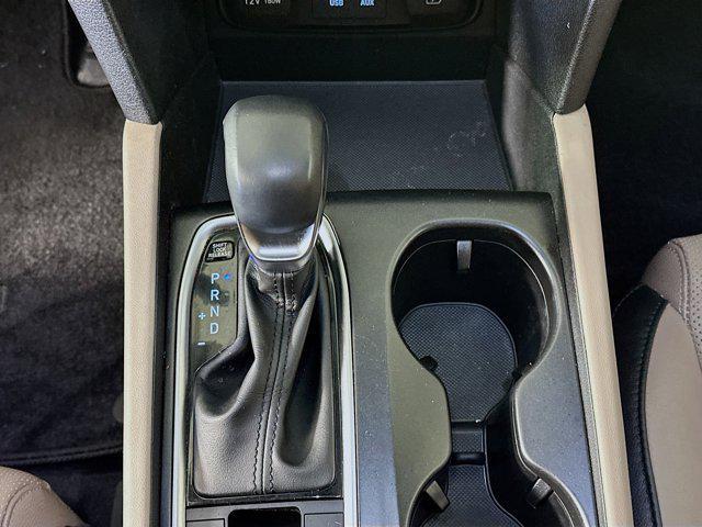 Photo of 2019 Quartz White Hyundai SANTA FE