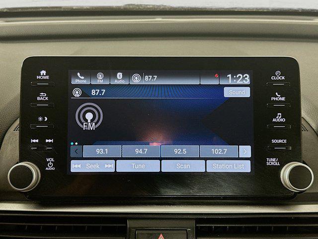 Photo of 2022 Crystal Black Pearl Honda Accord