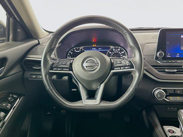 Photo of 2023 Super Black Nissan Altima