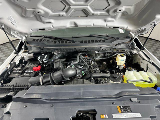 Photo of 2024 Oxford White Ford F-250