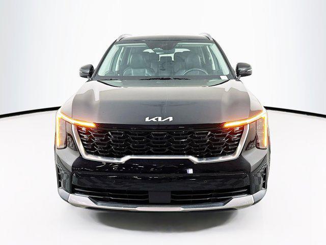 Photo of 2024 Ebony Black Kia Sorento