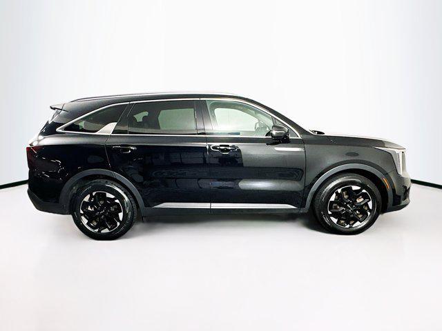 Photo of 2024 Ebony Black Kia Sorento