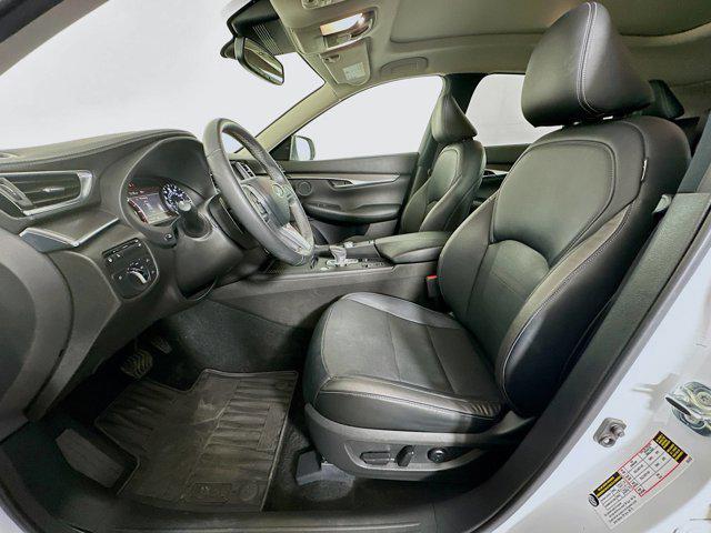 Photo of 2022 Lunar White INFINITI QX50