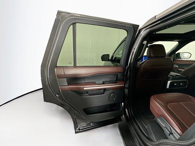 Photo of 2024 Dark Matter Gray Metallic Ford Expedition