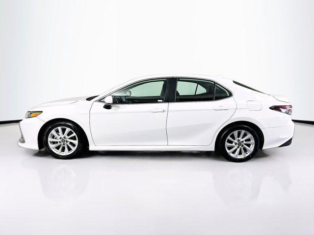 Photo of 2024 Ice Cap Toyota Camry