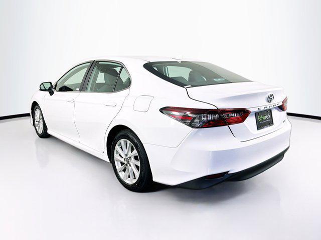 Photo of 2024 Ice Cap Toyota Camry