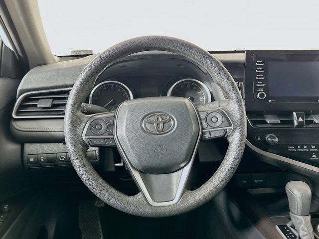 Photo of 2024 Ice Cap Toyota Camry