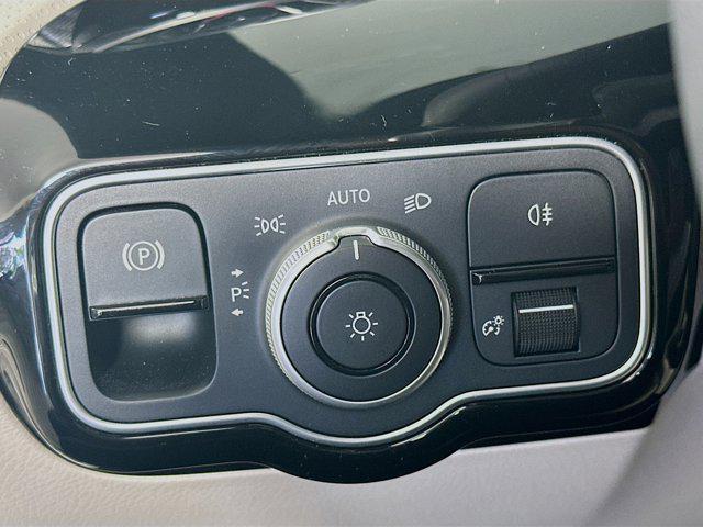Photo of 2025 Polar White Mercedes-Benz CLA 250
