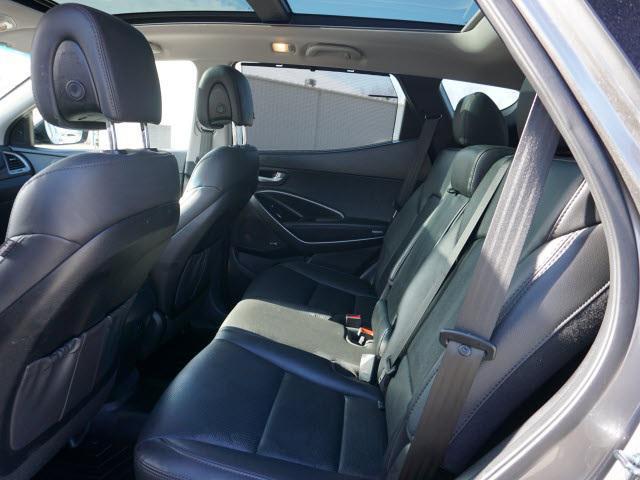 Photo of 2017 Mineral Gray Hyundai Santa Fe Sport