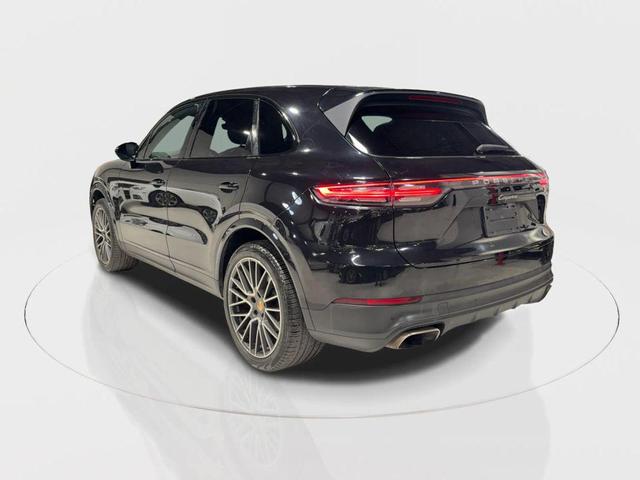 Photo of 2019 Black Porsche Cayenne