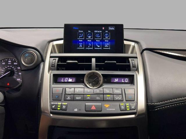 Photo of 2017 White Lexus NX 200t