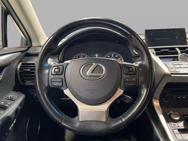 Photo of 2017 White Lexus NX 200t