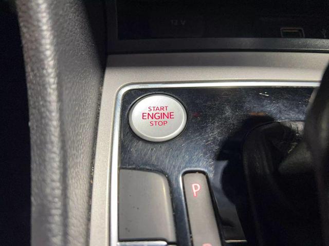 Photo of 2020 Blue Volkswagen Passat