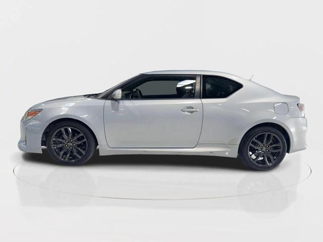 Photo of 2014 Silver Scion tC