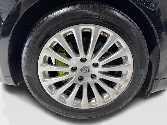Photo of 2014 Black Porsche Panamera