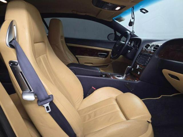 Photo of 2005 Blue Bentley Continental GT