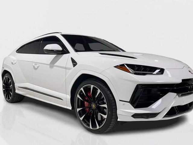 Photo of 2024 White Lamborghini Urus