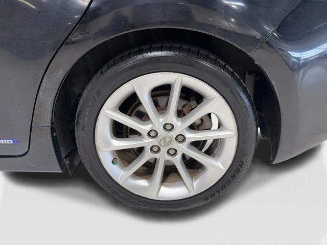 Photo of 2012 Black Lexus CT 200h