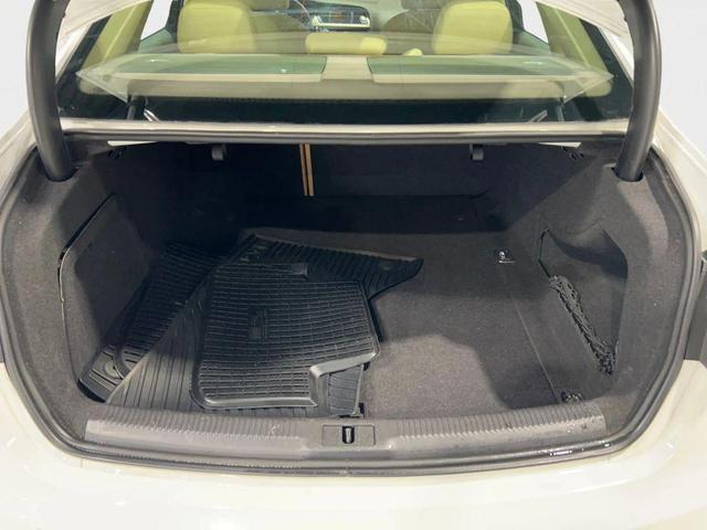 Photo of 2014 White Audi A4
