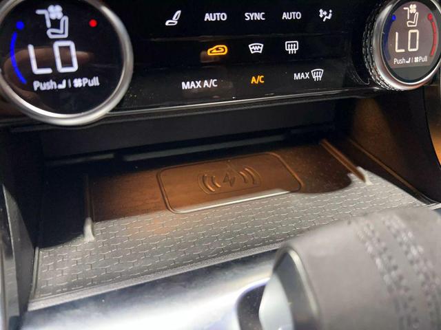 Photo of 2022 Black Jaguar XF