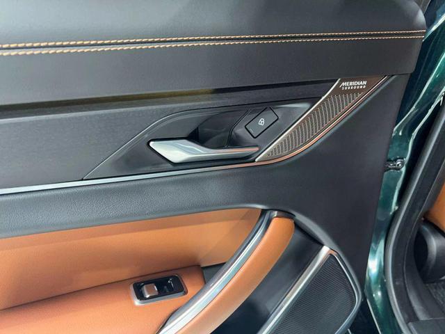 Photo of 2022 Black Jaguar XF