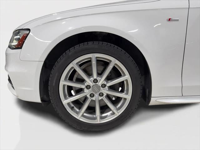 Photo of 2015 White Audi A4