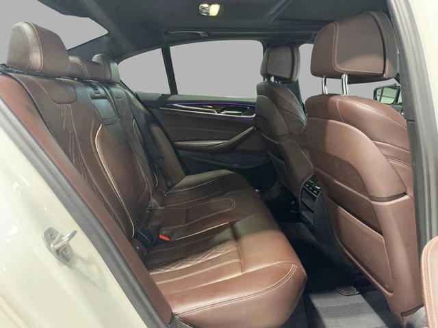 Photo of 2018 White BMW 530