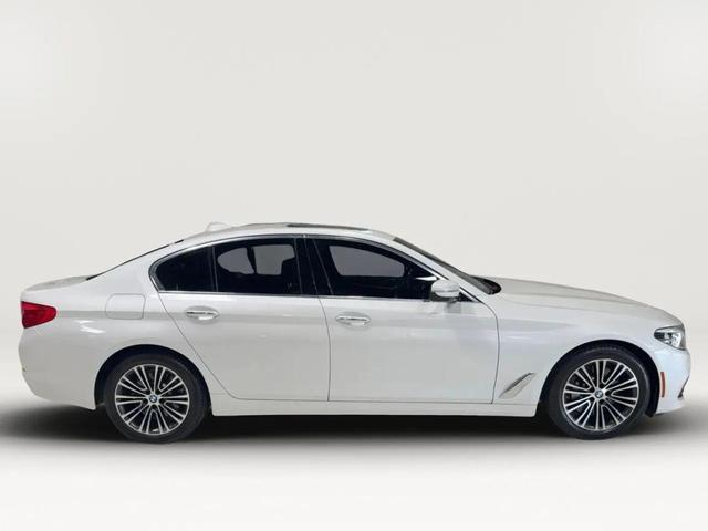 Photo of 2018 White BMW 530