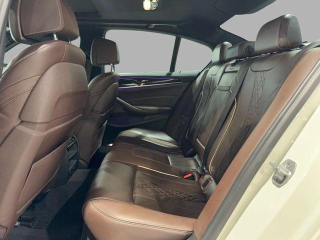 Photo of 2018 White BMW 530