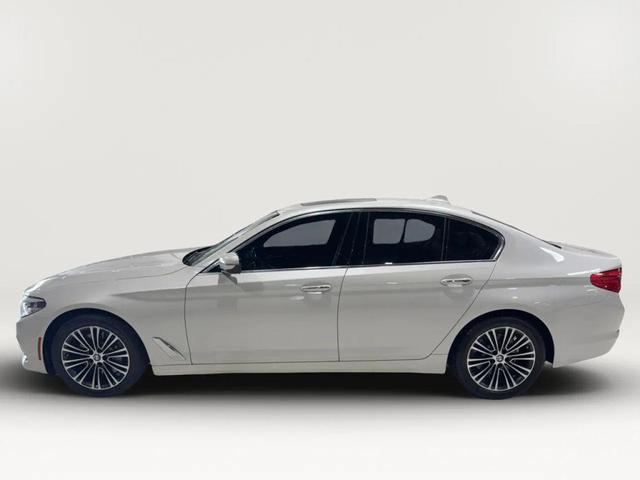 Photo of 2018 White BMW 530