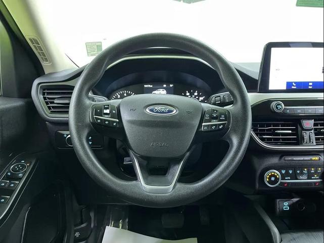 Photo of 2020 Blue Ford Escape