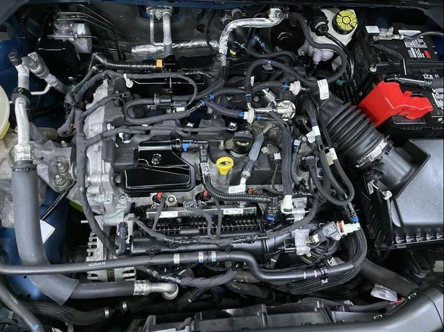 Photo of 2020 Blue Ford Escape