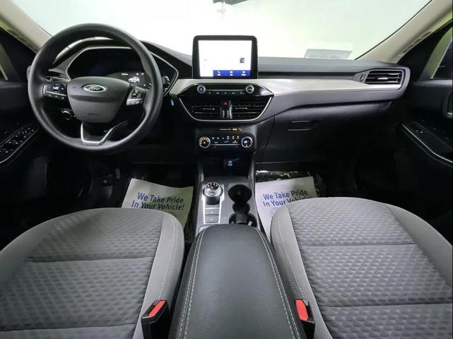 Photo of 2020 Blue Ford Escape