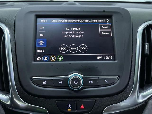 Photo of 2022 Silver Chevrolet Equinox