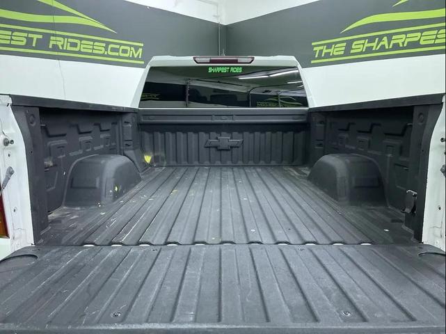 Photo of 2019 White Chevrolet Silverado 1500